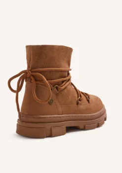 BOTAS CUERO PIEL