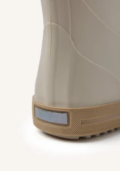 BOTAS DE AGUA BARNESS