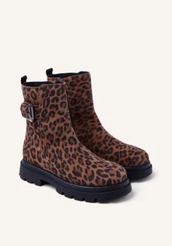 BOTAS PIEL SERRAJE ESTAMPADO ANIMAL TINTAH
