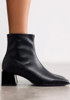 BOTINES ELÁSTICOS NEGRO