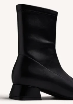 BOTINES ELÁSTICOS NEGRO