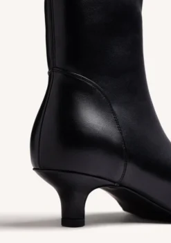 BOTINES ELÁSTICOS NEGRO KITTEN