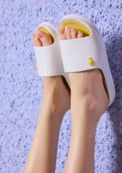 CHANCLAS TIPO PALA GILL