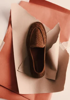 MOCASINES CAMEL PIEL TRENZADA