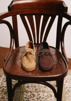 MOCASINES NÁUTICOS MARRÓN PIEL TRENZADA