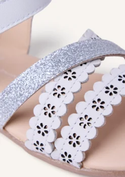 SANDALIAS BAREFOOT PIEL CALADA BRILLO MIKLEUS