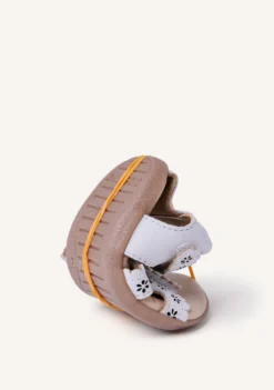 SANDALIAS BAREFOOT PIEL CALADA FLORES KABATI