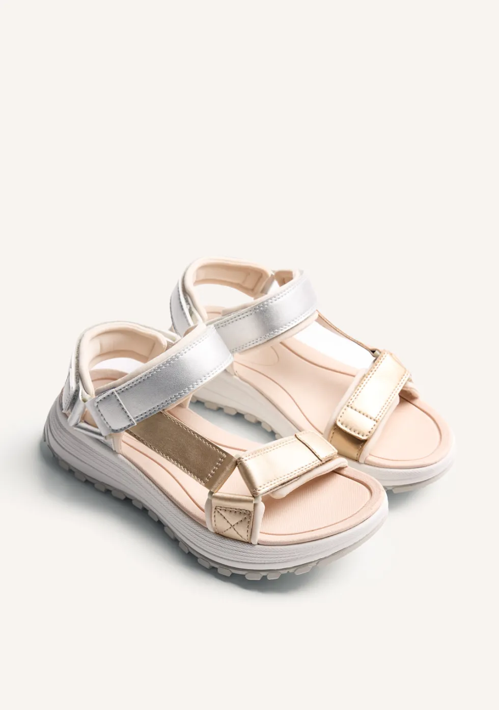 SANDALIAS CALIFORNIANAS BRILLO OYUGIS