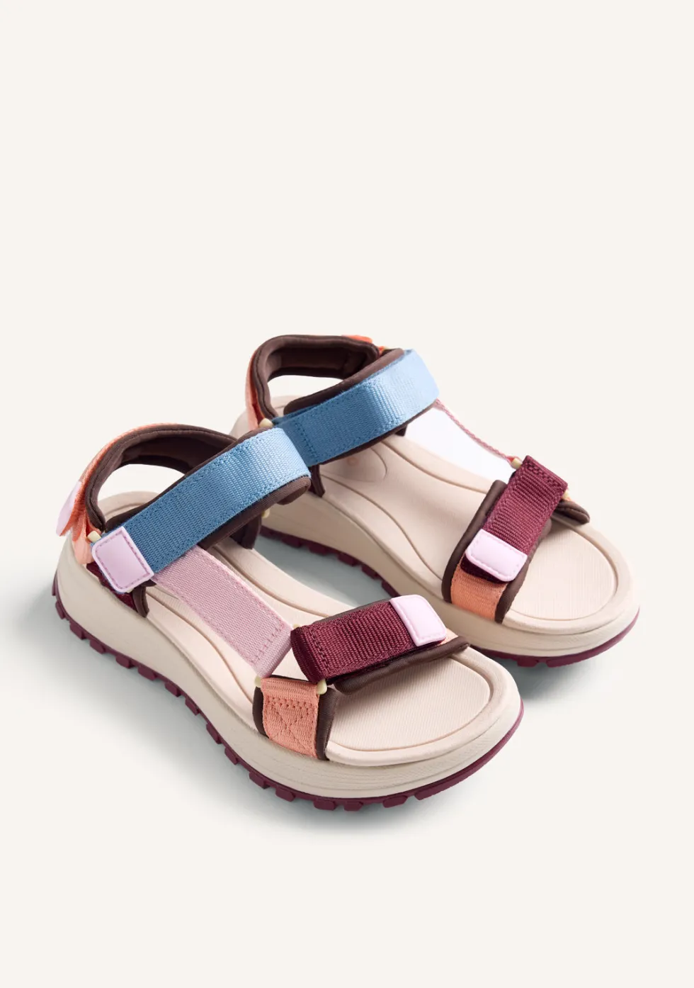 SANDALIAS CALIFORNIANAS MAZURI