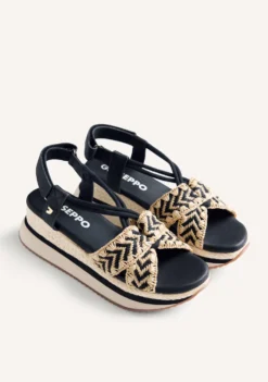 SANDALIAS CUÑA BORDADO UGUNJA