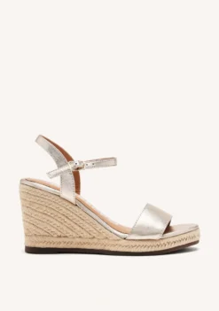 SANDALIAS CUÑA PIEL ZHEPE