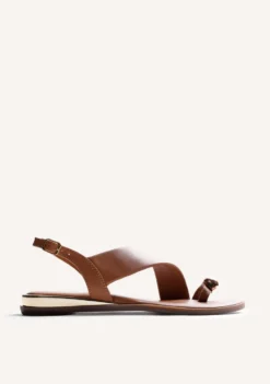 SANDALIAS DE CUERO CON ANILLOS STONY
