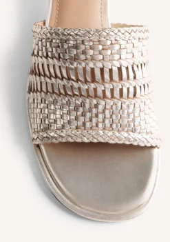 SANDALIAS MULES TACÓN PIEL TRENZADA BALKAN