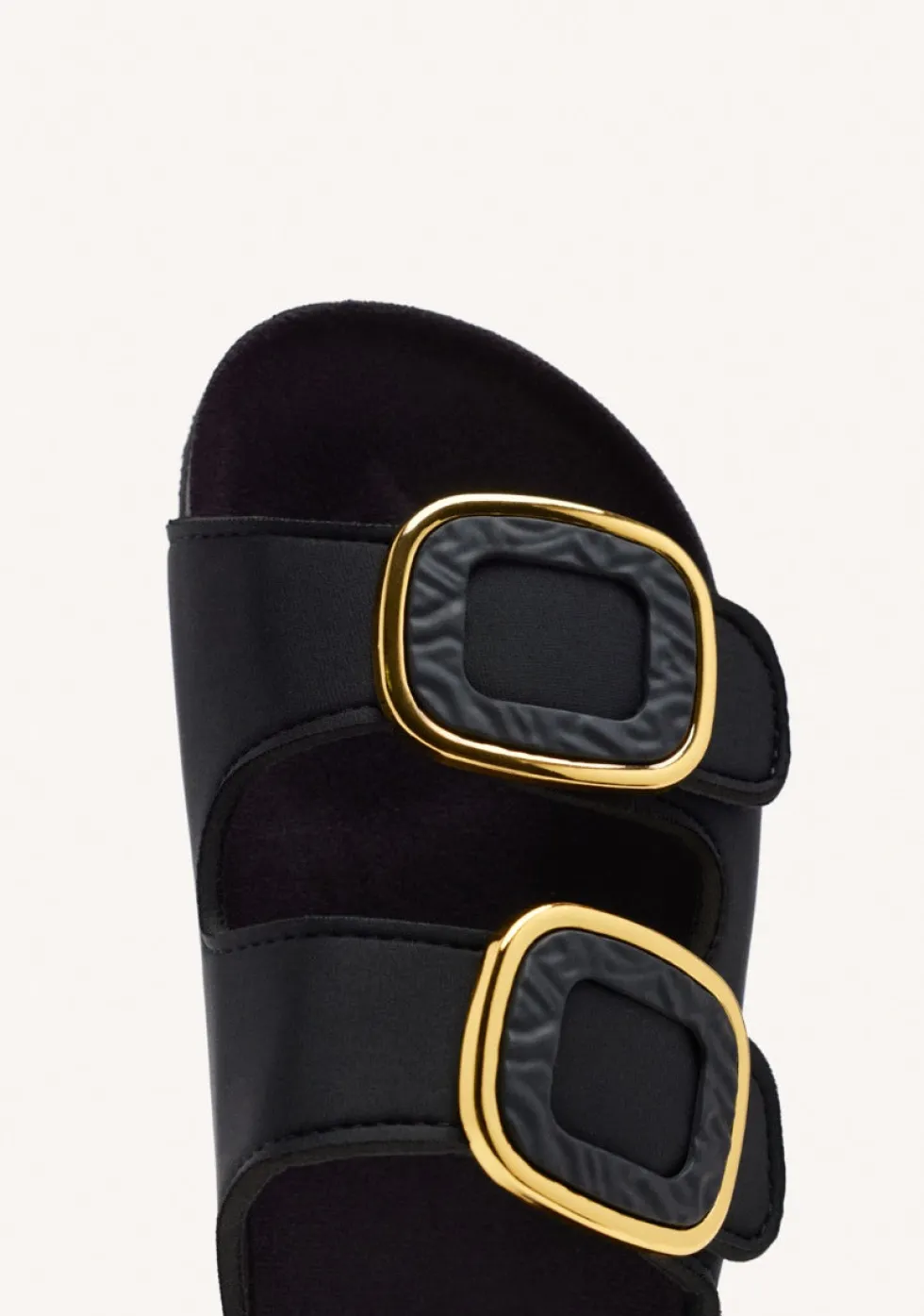 SANDALIAS NEGRAS ESTILO BIO CON ADORNO JOYA PARA MUJER BUDAORS
