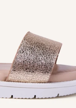 SANDALIAS PIEL BRILLO ONGATA