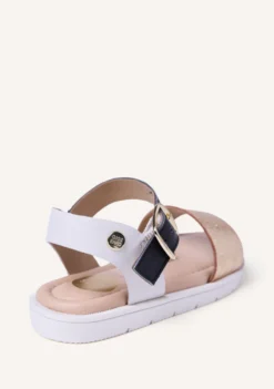 SANDALIAS PIEL BRILLO ONGATA