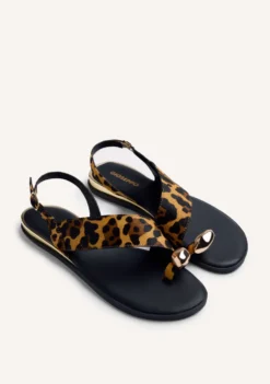 SANDALIAS PIEL ESTAMPADO ANIMAL ANILLO JOYA MAIRO