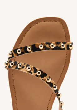 SANDALIAS PIEL ESTAMPADO ANIMAL OGEMA