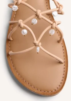 SANDALIAS PIEL JOYA Y ABALORIOS VELIKO