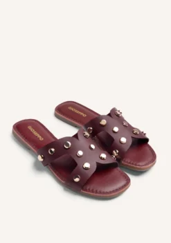 SANDALIAS PIEL TACHAS MILLSTON