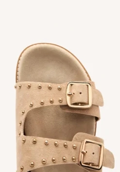 SANDALIAS TACHAS PIEL STELLA