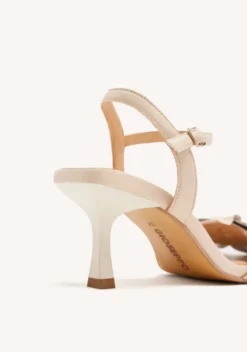 SANDALIAS TACÓN PIEL FLOR
