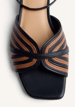 SANDALIAS TACÓN PIEL RAYAS BIGELOW