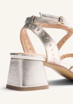 SANDALIAS TACÓN PIEL TACHAS WATATE
