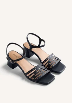 SANDALIAS TACÓN PIEL Y TACHAS BAIS
