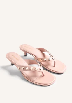 SANDALIAS TACÓN PIEL Y TACHAS SOKOTO