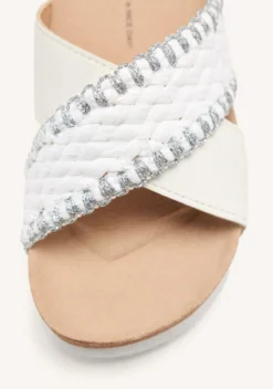 SANDALIAS TRENZADO CUÑA OMA