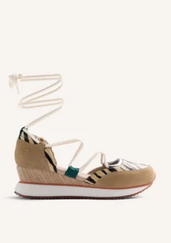 ZAPATILLAS ABIERTAS PIEL CUÑA ESTAMPADO ANIMAL ABUYA
