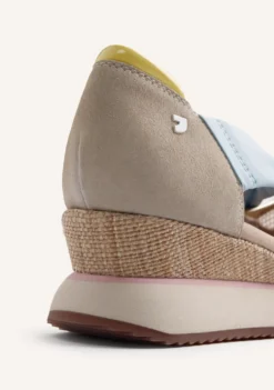 ZAPATILLAS ABIERTAS PIEL Y REJILLA CUÑA TARLAC