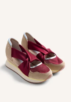 ZAPATILLAS ABIERTAS PIEL Y REJILLA CUÑA SAGAY