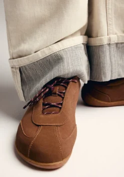 ZAPATILLAS BAREFOOT MARRÓN PIEL SERRAJE