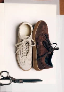 ZAPATILLAS BEIGE PIEL TRENZADA