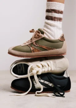 ZAPATILLAS CAQUI PIEL Y NYLON CUÑA