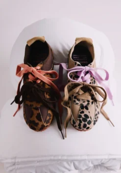 ZAPATILLAS ESTAMPADO ANIMAL PIEL Y NYLON