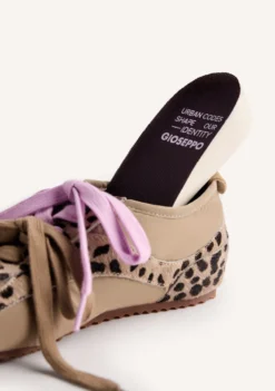 ZAPATILLAS ESTAMPADO ANIMAL PIEL Y NYLON