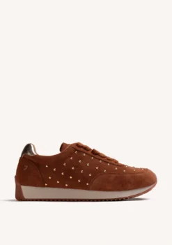 ZAPATILLAS MARRÓN TACHAS