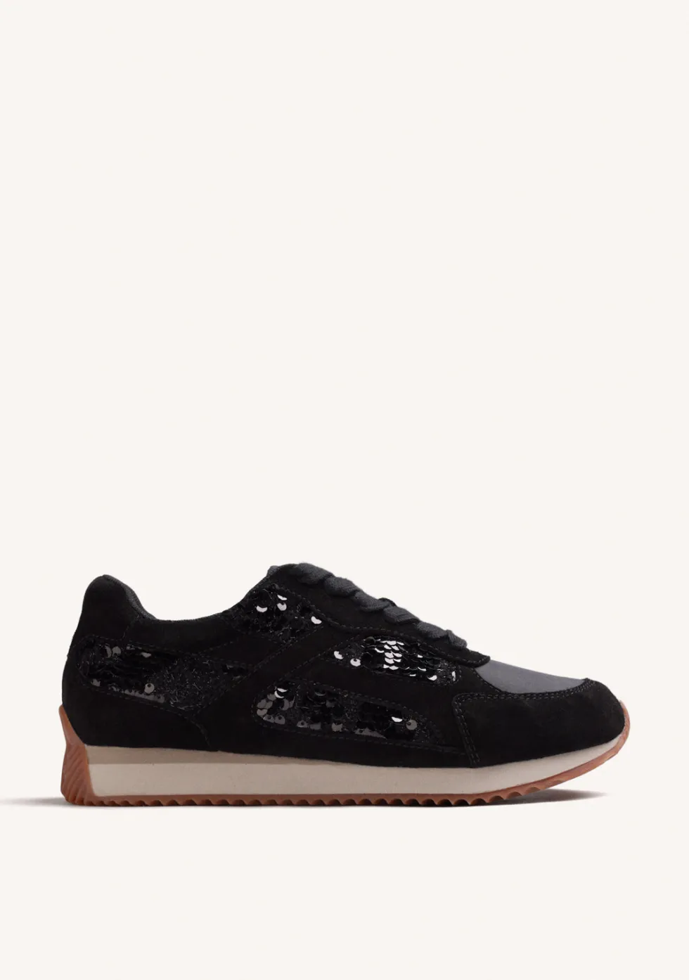 ZAPATILLAS NEGRO PIEL BRILLO