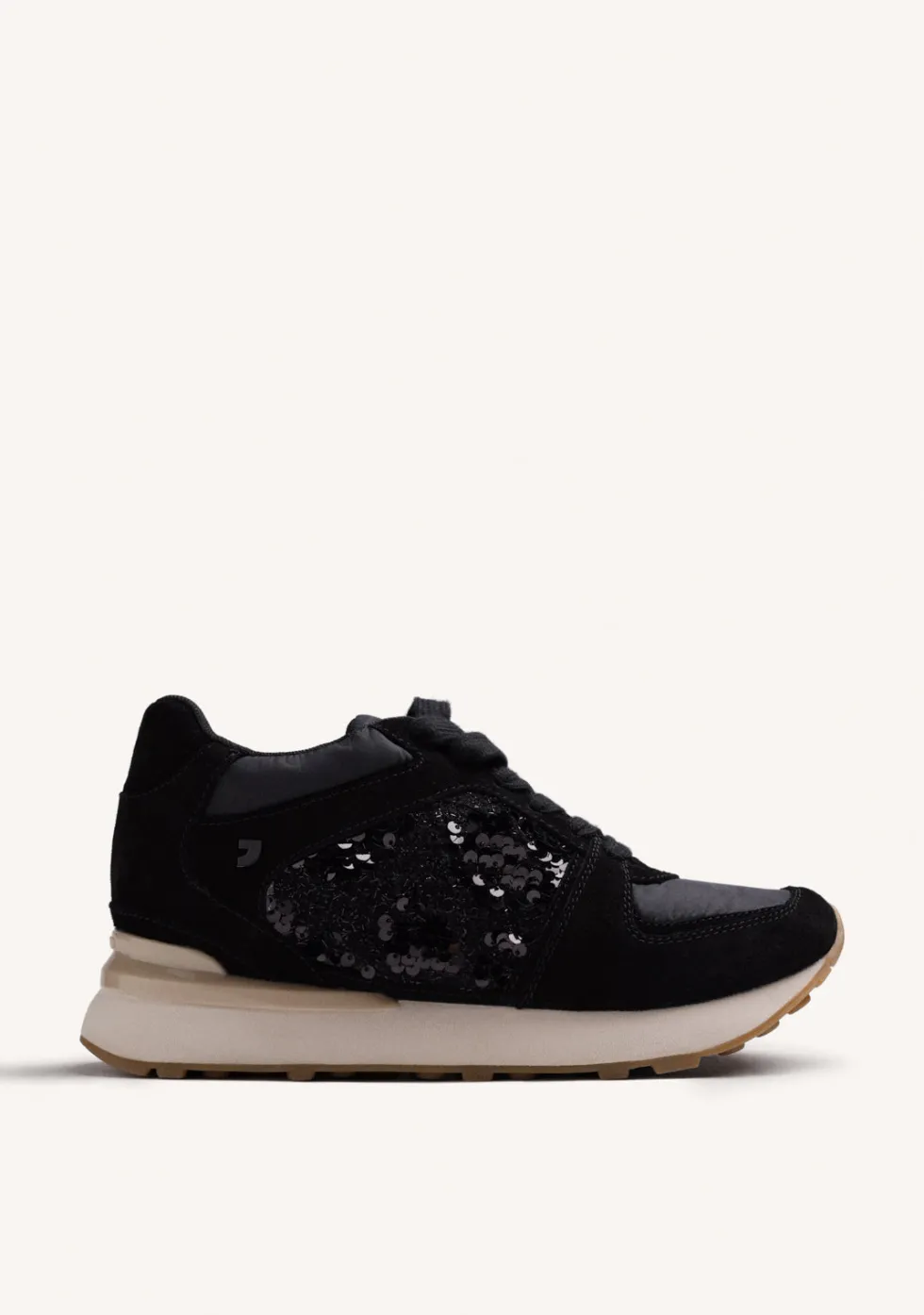 ZAPATILLAS NEGRO PIEL CUÑA