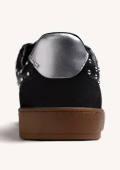 ZAPATILLAS NEGRO PIEL TACHAS