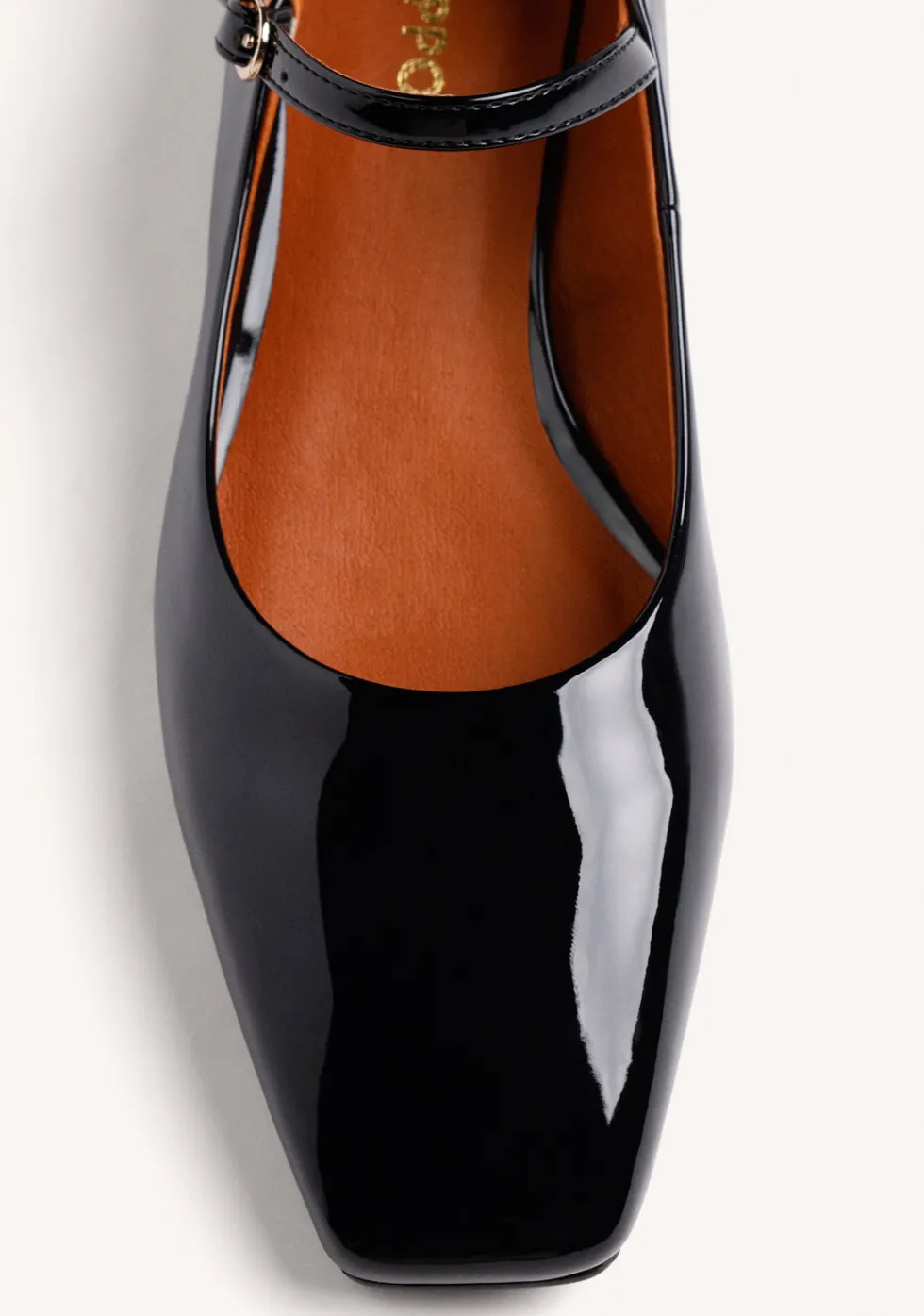 ZAPATOS NEGRO MARY-JANE EFECTO CHAROL