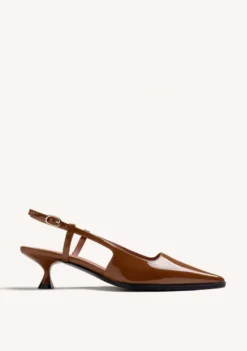 ZAPATOS TACÓN DESTALONADOS CAMEL EFECTO CHAROL