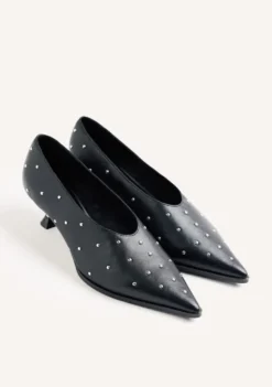 ZAPATOS TACÓN NEGRO TACHAS