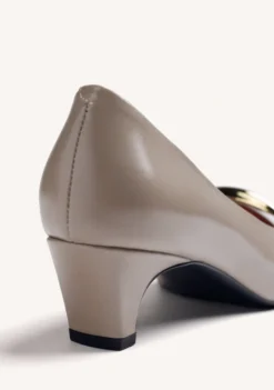 ZAPATOS TACÓN TAUPE EFECTO CHAROL