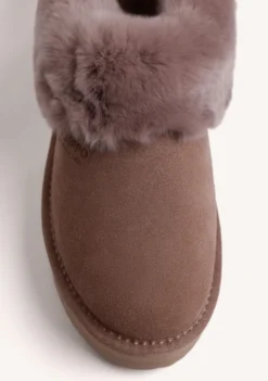 ZUECOS TAUPE PIEL